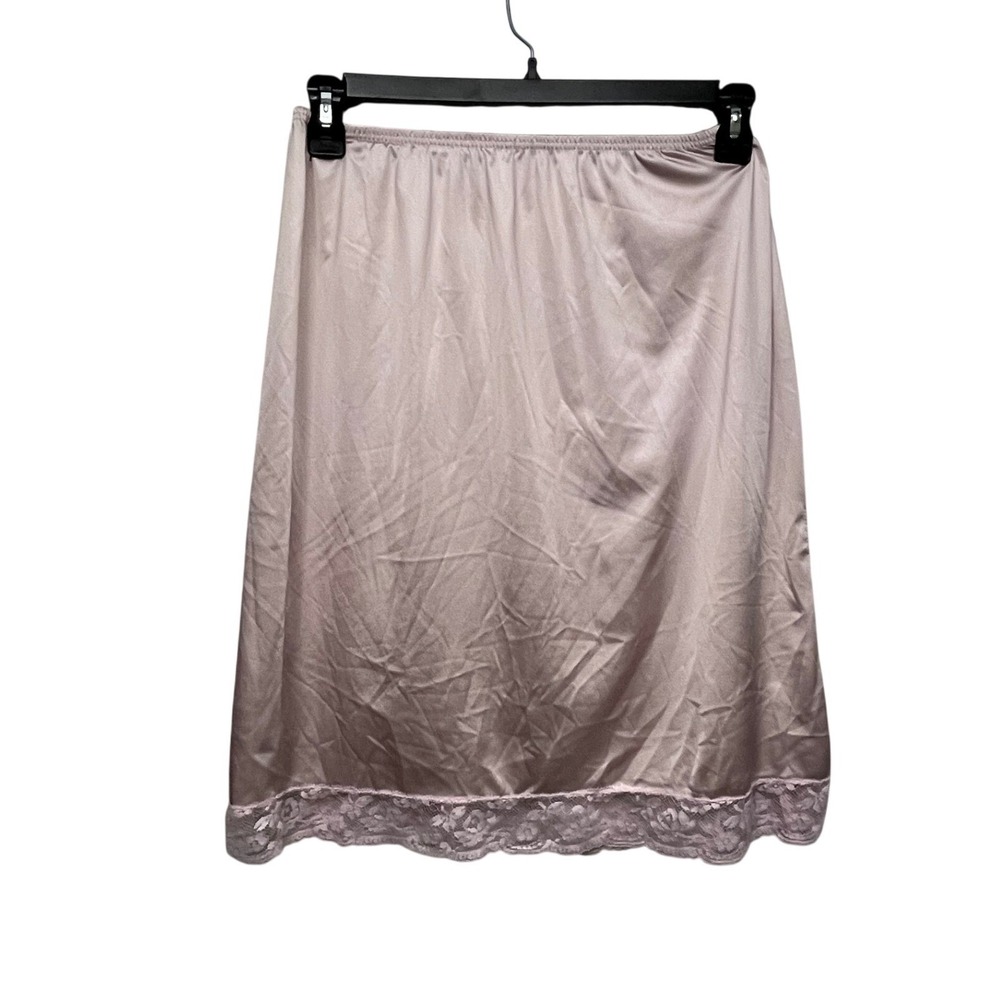 Vanity Fair Vintage Pink Lace Trim Half Slip Antron III Nylon Size Medium L USA